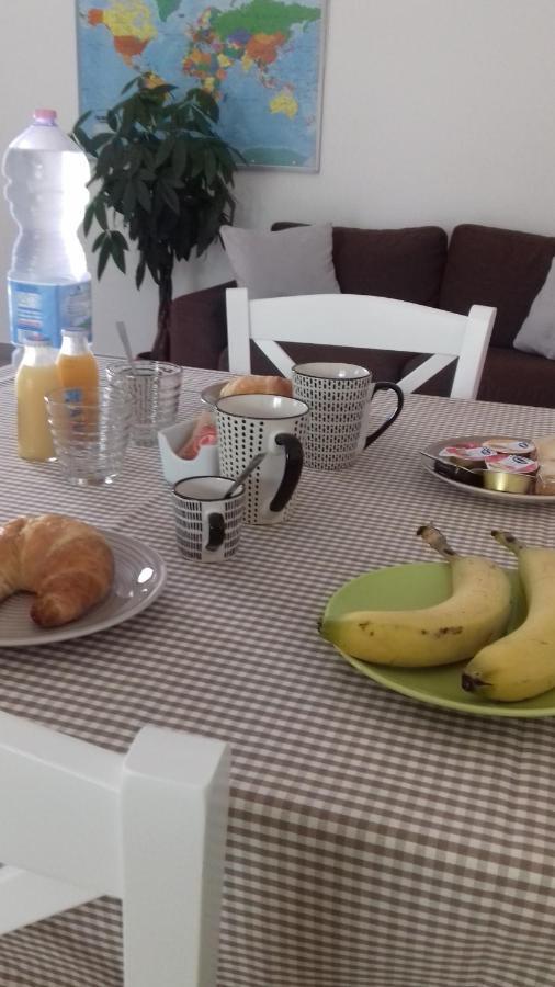 B&B Agata E Gli Altri Тортолі Екстер'єр фото